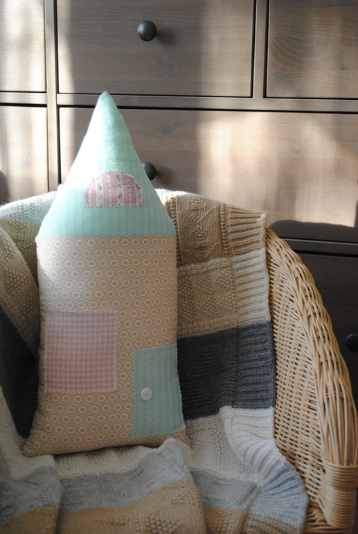 Декоративные подушки Домики
