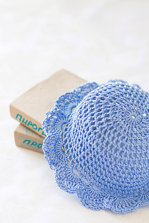 Куколка в голубом