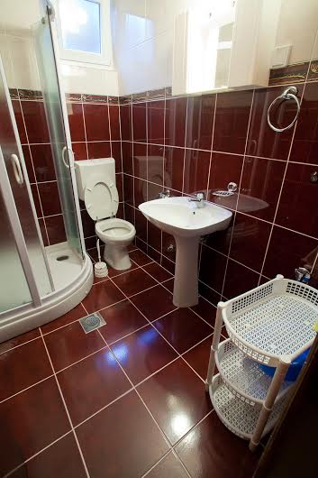 Прекрасные Апартаменты в Будве, для тех, кого не пугает, что до моря целых 15 мин пешком :)