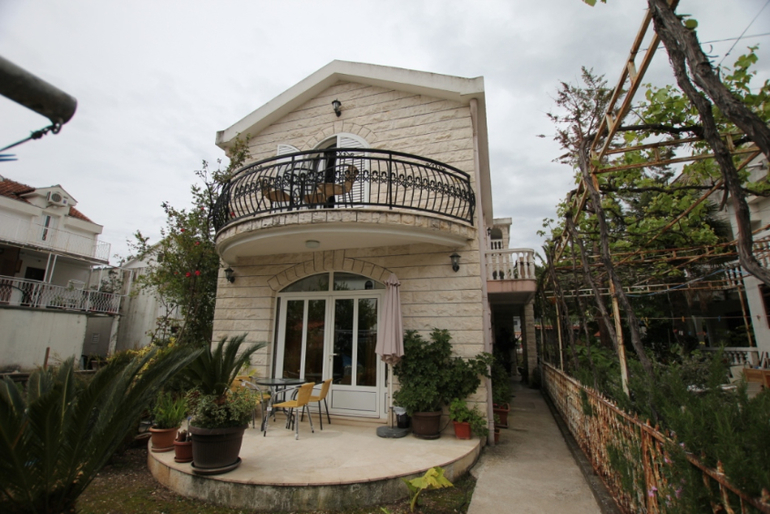 Апартаменты в Будве. Мест в апартаменте: 3 + 1 доп. Идеальное решение для семейного отдыха.