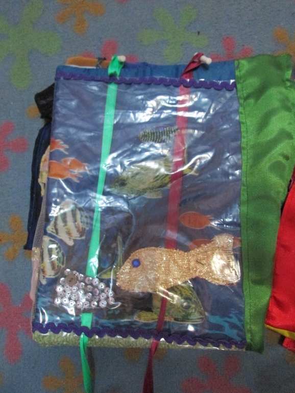 Развивающая книжечка для Дашки.