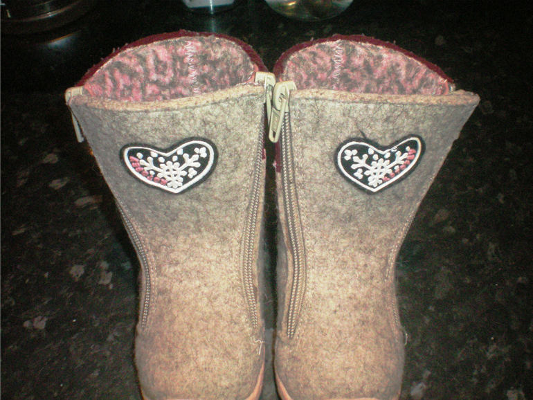 Продам сапоги - вленки катофей размер 24