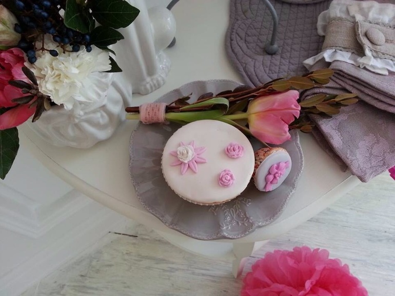 Капкейки для фотосессии будущей маме двух девочек