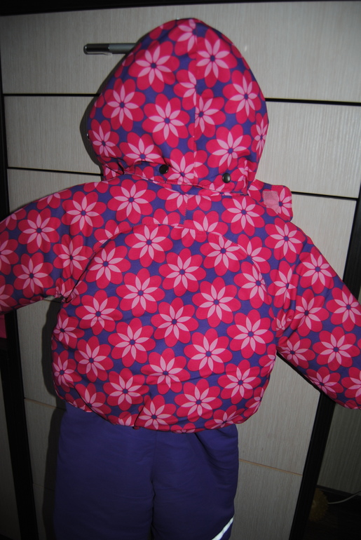 Костюм ВЕСНА-ОСЕНЬ в отличном состоянии 74размер!!!