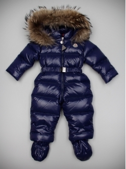 Помогите выбрать зимний комбез на год-год и три, вопрос по размерам Монклер