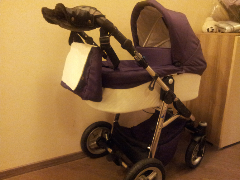 Noordline Edel Viva 2 в 1 плюс адаптер для Макси кози. 17000. почти новая (бу 3 месяца и редко)