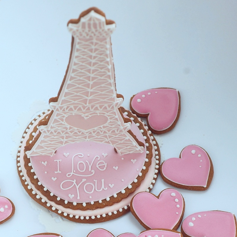 Повеяло Парижем...