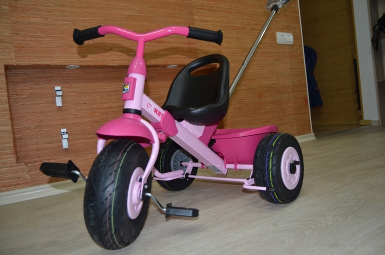 Велосипед Happytrike Air Starlet, надувные колеса, цвет: розовый (новый) за 5500 рублей