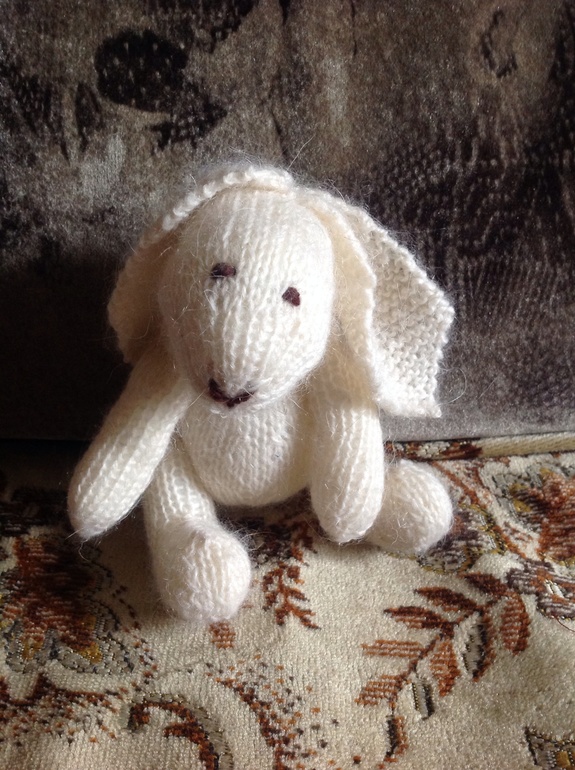 Вязаный  заинька!