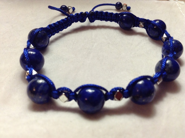 Браслеты ручной работы из натуральных камней