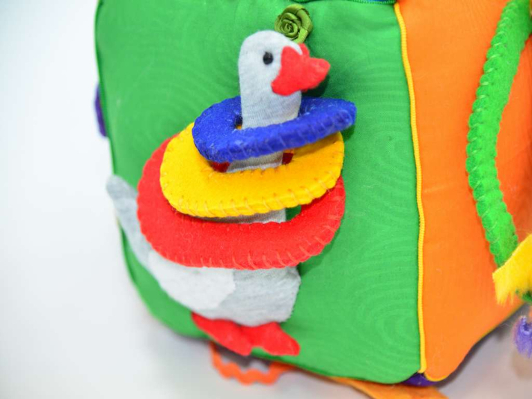 Развивающий кубик 15*15 см