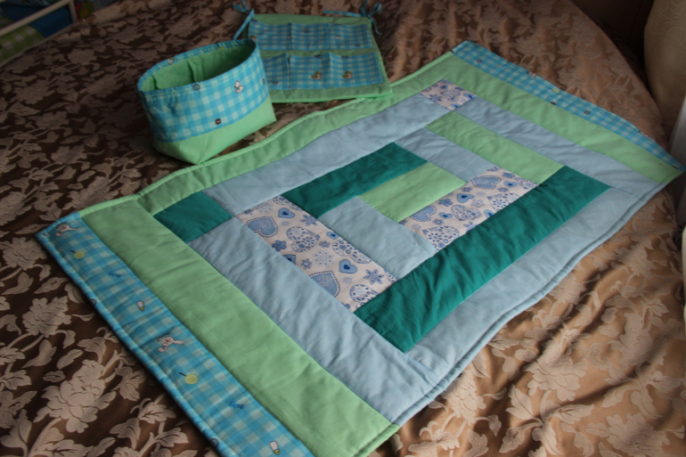 Набор для детской с лоскутным одеялом (ручная работа)