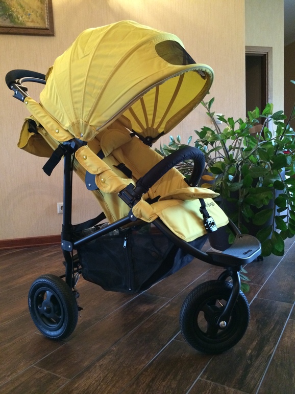 Airbuggy coco brake - наша новая любимица)))