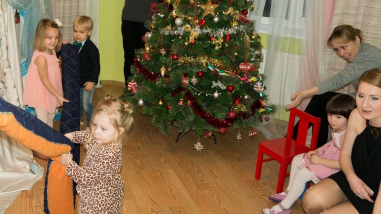 Дед мороз в саду)