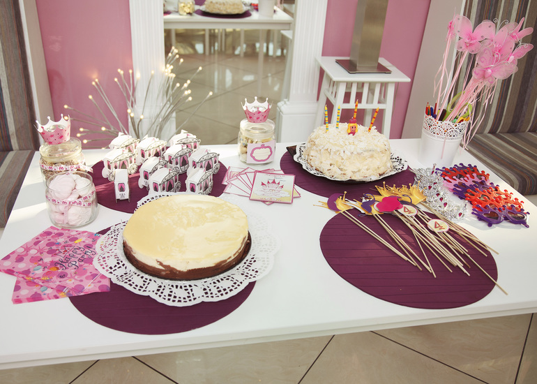 4 годика: праздник для Принцесс)