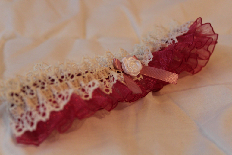 Подвязочки...