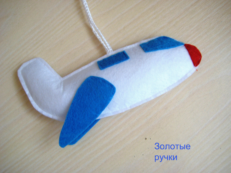 Мобиль в детскую кроватку