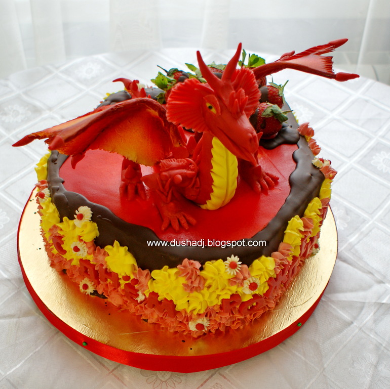 Бакуган с клубничкой :)