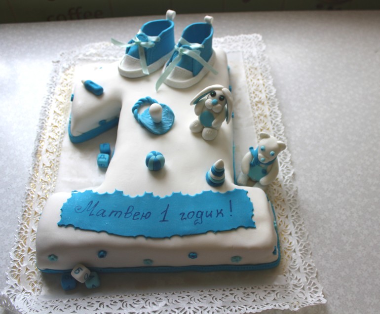 Тортики и фигурки из мастики на заказ.