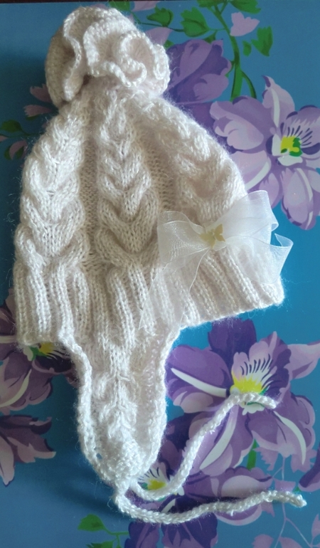 Снова шапка с косами - елочками