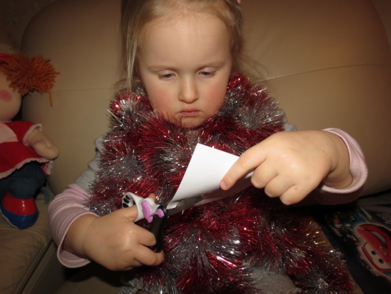 Ждем Новый год и получаем задания.