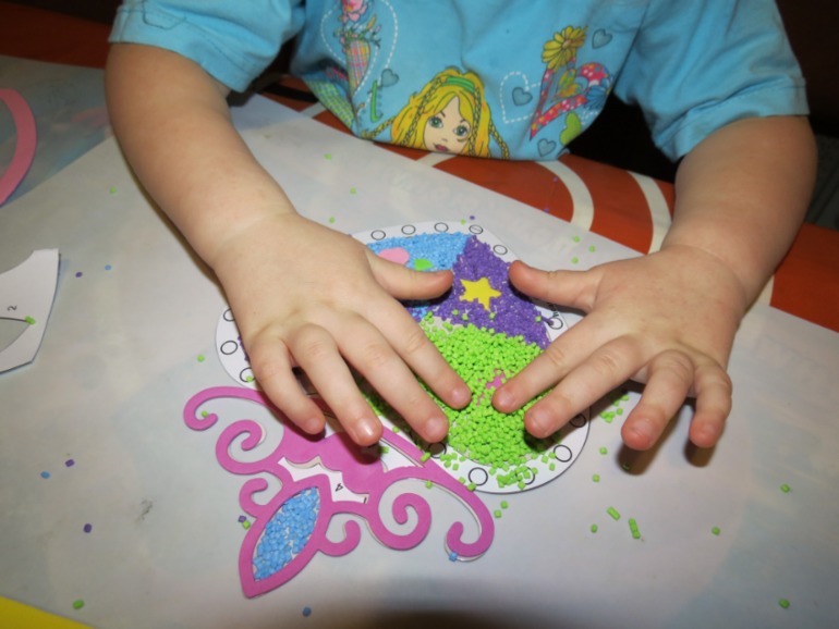 Ждем Новый год и получаем задания.