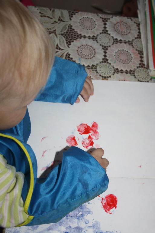 Рисуем штампами. Даша.