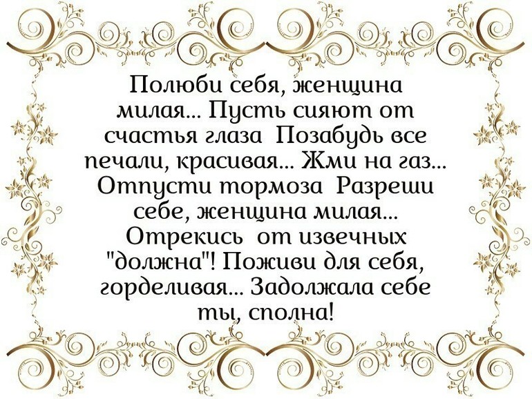 Живот с пирсингом во время беременности Живот с пирсингом во время беременности