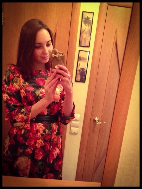 Весна,,,,,весна !!!!!Новое платье из коллекции"Розы Десанж"