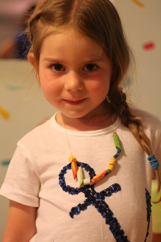 HandMade  или дизайнерские украшения от детей