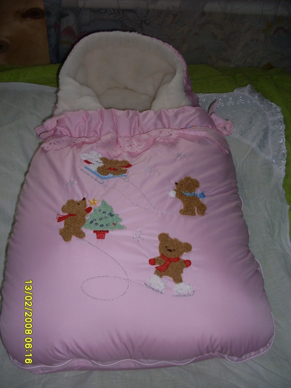 Красивые конверты для девочек. На выписку и в коляску. Новые, не б/у.