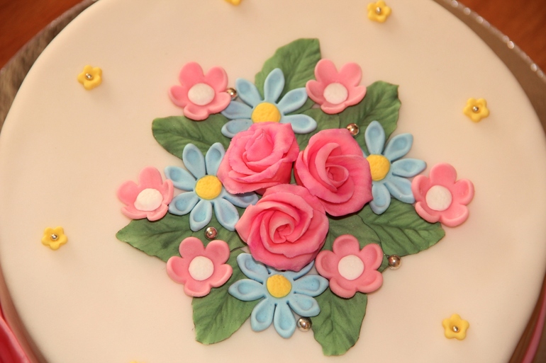 Просто с цветочками...