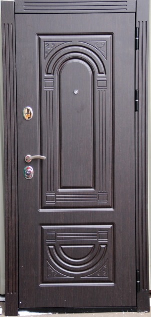 Входная дверь