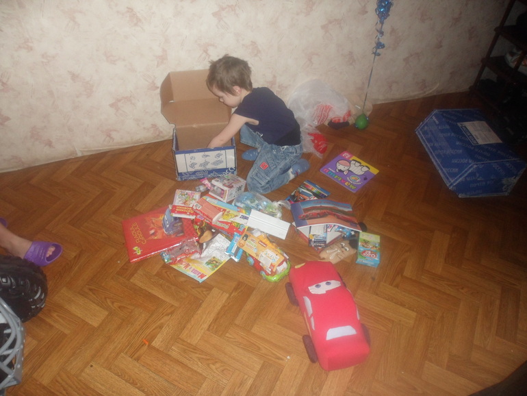 Наши подарочки на День рождения.