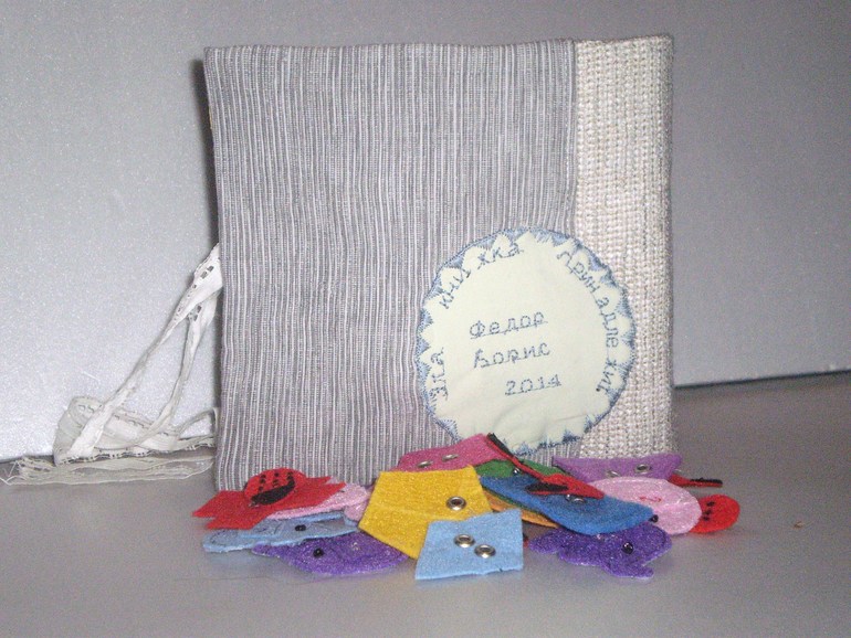 Книжка из фетра и хлопка №2