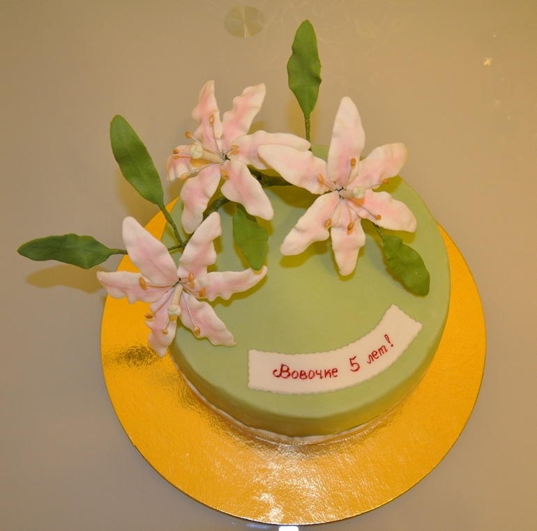 Торт с лилиями!