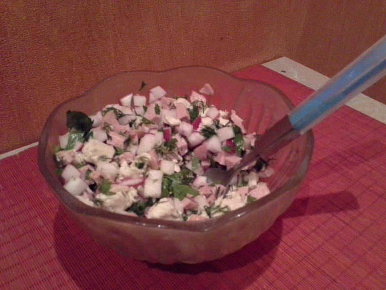 Салат с куриным мясом