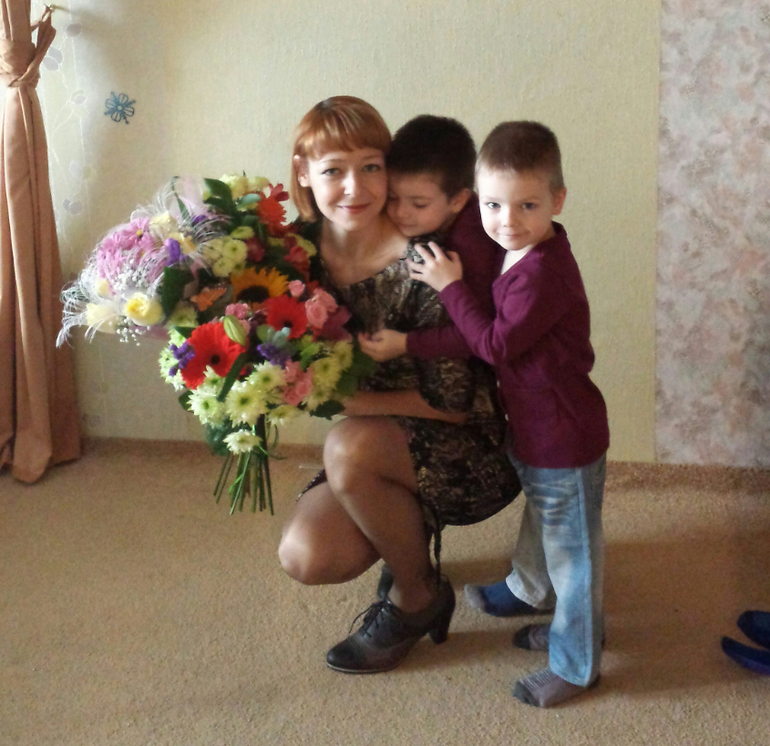 Весна,цветыыы......мужчины)))))