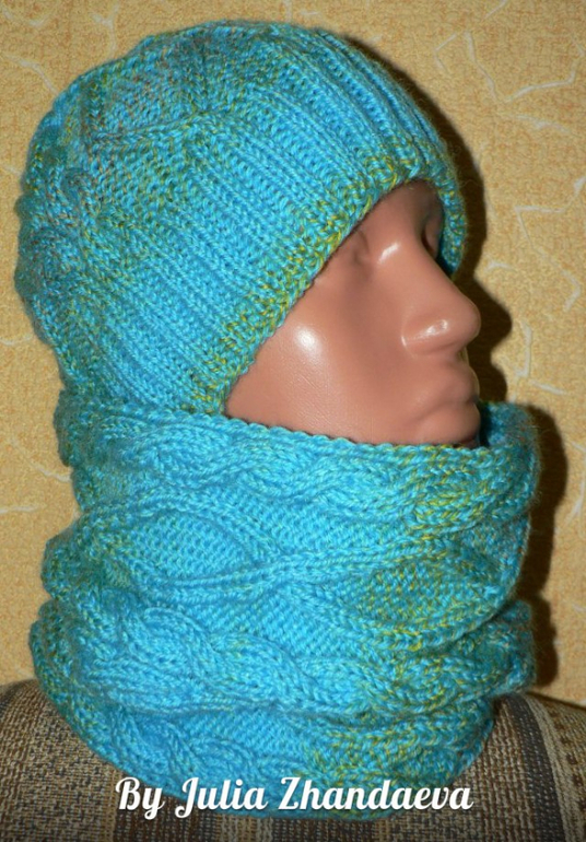 шапочка и снуд для яркой девушки