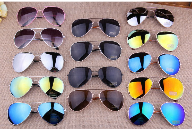 Солнцезащитные очки AVIATOR , цена 250 руб! Сразу на Ваш адрес!