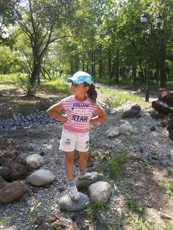 Да ей до баночки...