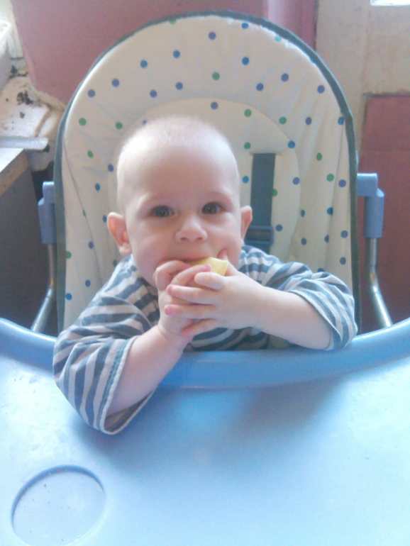 Подходим к 9-ти месячью! Всего по-немногу! И фоточки!!!