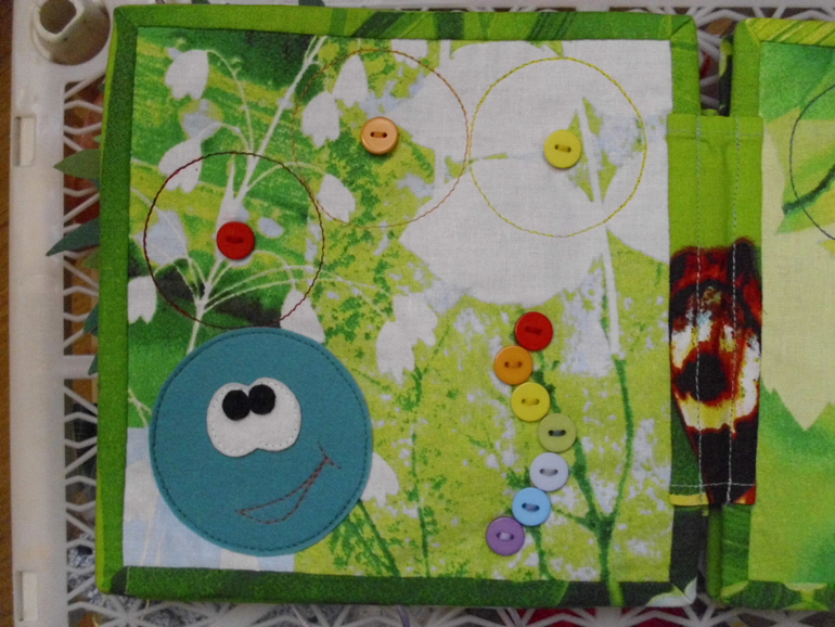 Книжка с зайчиком