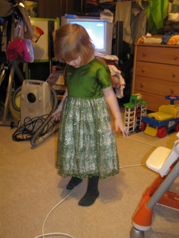 Юбку или платье