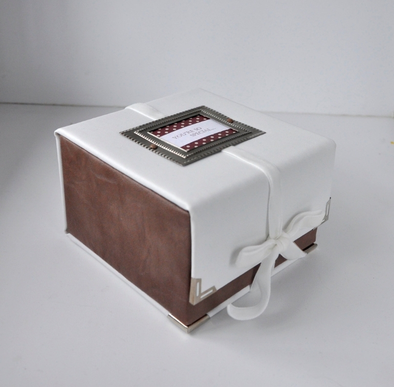 Шкатулка со словами любви)