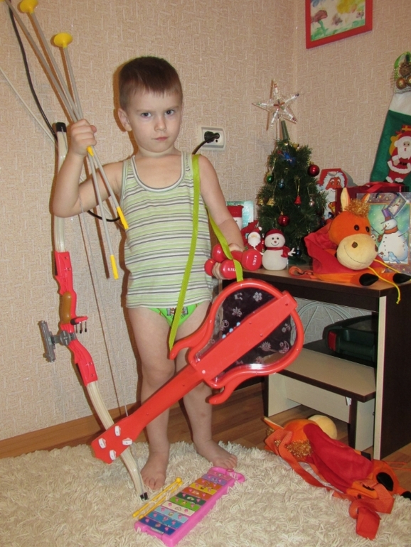 Мирон и игрушки