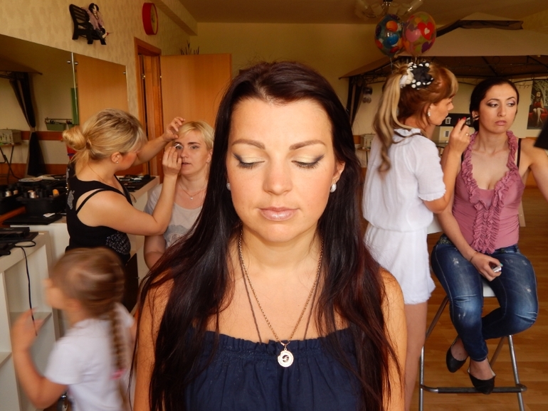 Макияж "разлет"