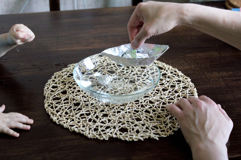 А вы знаете, почему корабли плавают и не тонут?