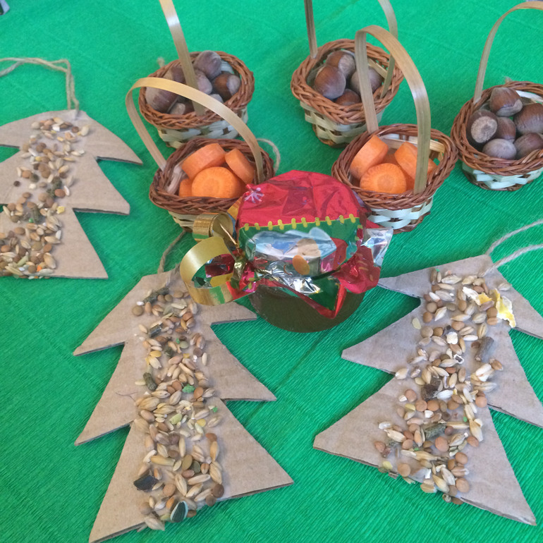 Рождественский пир лесных зверят