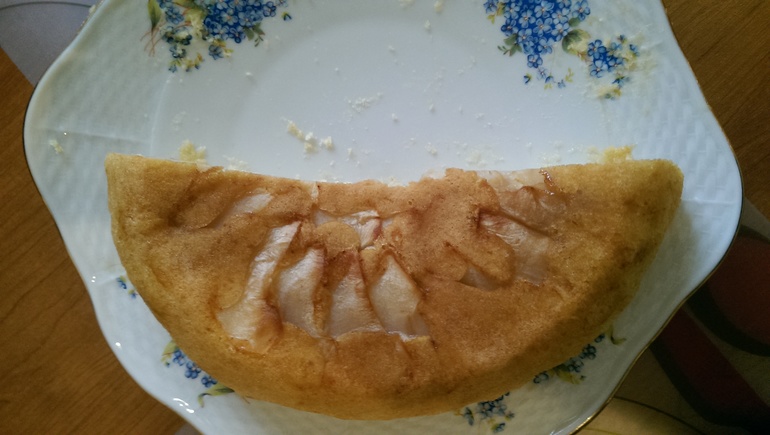 Шарлотка в мультиварке-скороварке.